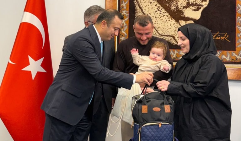 Isparta Aile ve Sosyal Hizmetler İl Müdürlüğümüz ile Mehir Aile Platformu Isparta İl Temsilciliği iş birliğinde, Evlenecek Gençlerin Desteklenmesi Projesi kapsamında bebek sahibi ailelerimizle kahvaltı programında bir araya geldik.