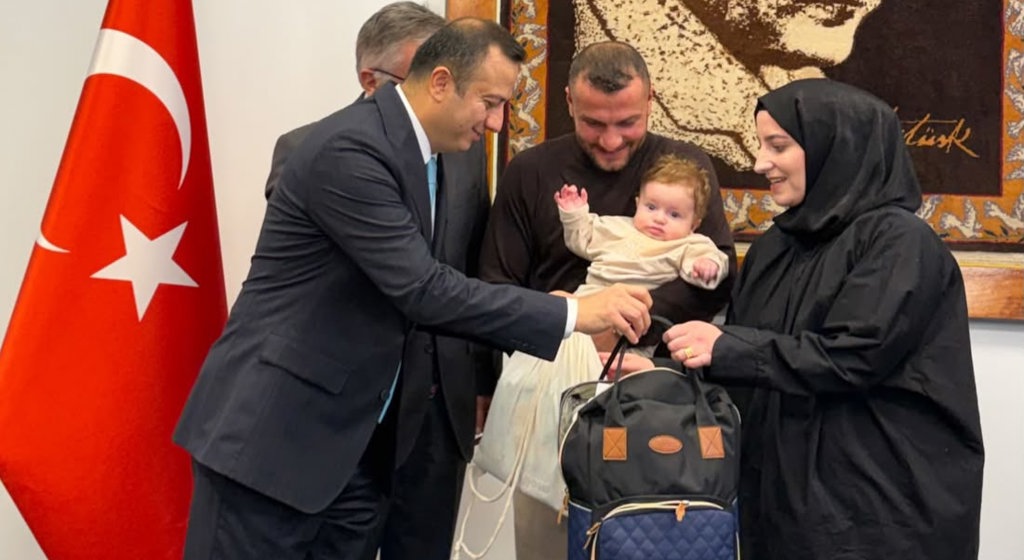 Isparta Aile ve Sosyal Hizmetler İl Müdürlüğümüz ile Mehir Aile Platformu Isparta İl Temsilciliği iş birliğinde, Evlenecek Gençlerin Desteklenmesi Projesi kapsamında bebek sahibi ailelerimizle kahvaltı programında bir araya geldik.