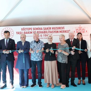 Bakanımız Göktaş, Göztepe Semiha Şakir Huzurevi Yaşlı Bakım ve Rehabilitasyon Merkezi'nin açılışına katıldı - fotoğraf 1