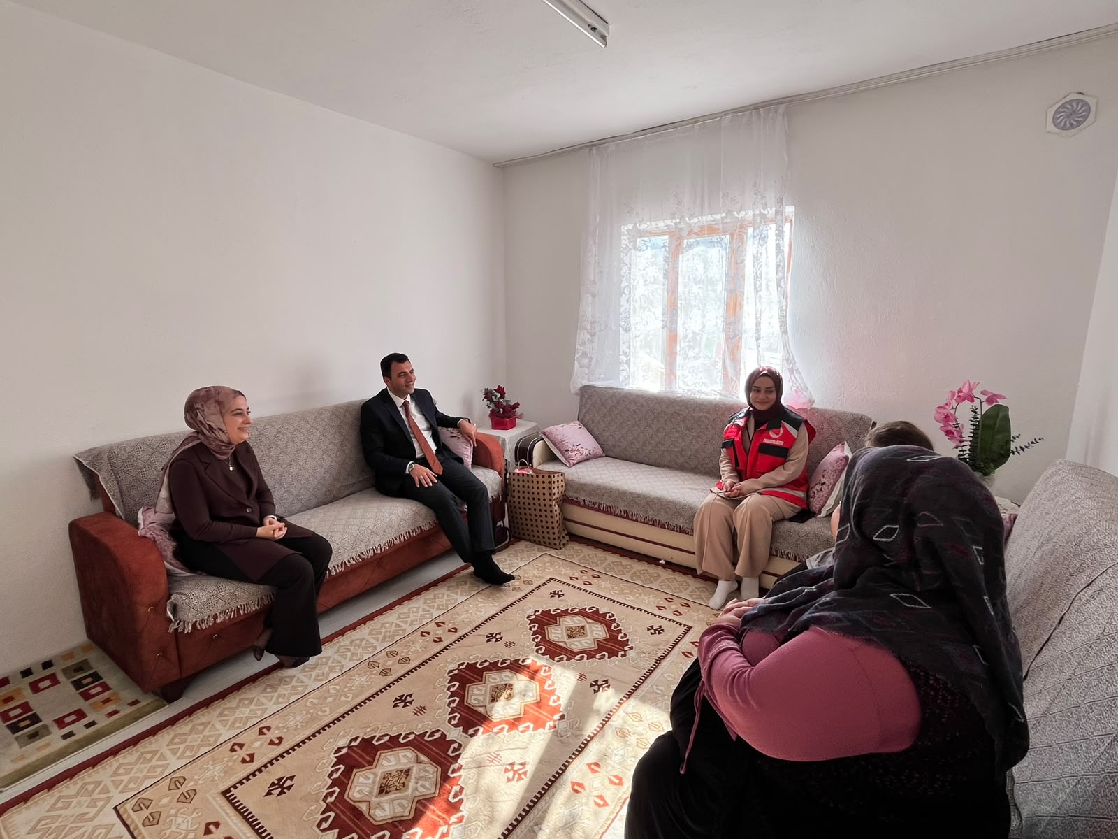 📌 Biz Büyük Bir Aileyiz