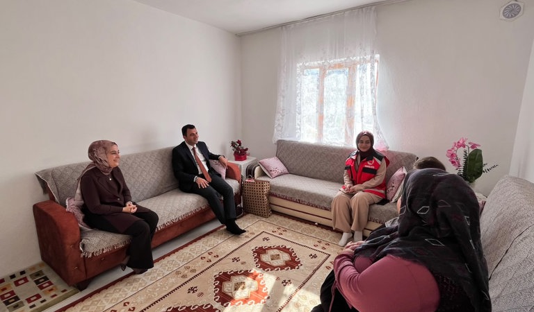 📌 Biz Büyük Bir Aileyiz