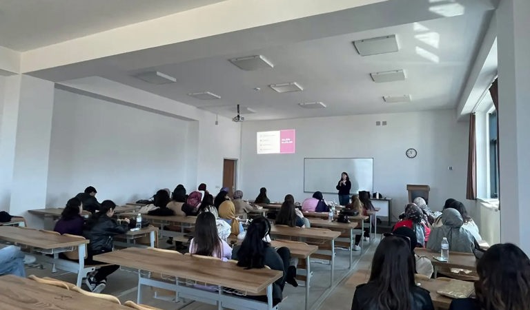 Gelişimin Her Dönemine Dokunan Eğitim