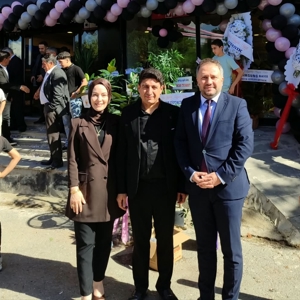Koruyucu Ailemizin İş Yeri Açılışına Katılım  - fotoğraf 1