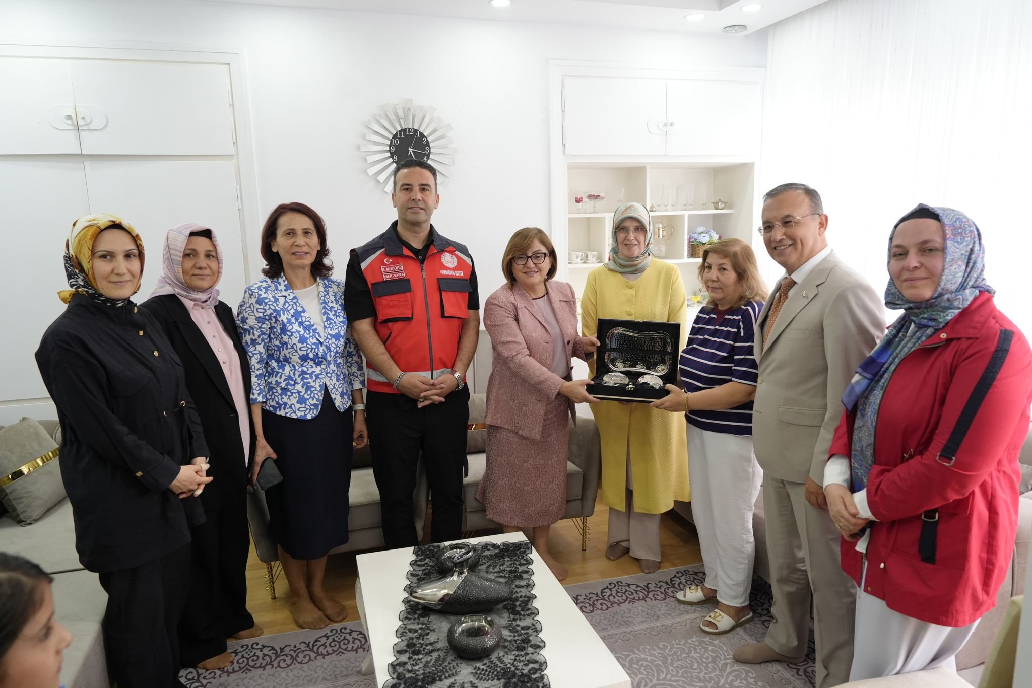 🏡 Sevgiyle Büyüyen Yuvalar, Güvenle Şekillenen Gelecekler