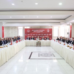 Bakanımız Göktaş, Kastamonu’da şehit aileleri ve gazilerle vefa buluşmasında bir araya geldi - fotoğraf 4