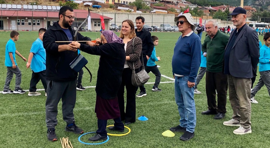 Kıymetli Büyüklerimiz ile Birlikte Spor ve Eğlence Dolu Bir Gün