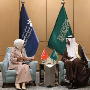 Bakanımız Mahinur Özdemir Göktaş Riyad’da Uluslararası Sosyal Sorumluluk Forumu’nda konuştu: - fotoğraf 15
