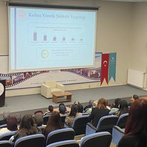Üniversite Öğrencilerine Yönelik “Sağlıklı Yaşam ve Güvenli İlişkiler” Seminerleri Düzenlendi. - fotoğraf 1