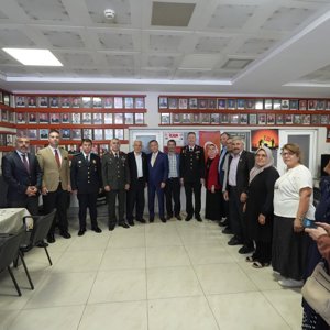 19 Eylül Gaziler Günü’nde Şehit Ailelerimize ve Gazilerimize Vefa Ziyaretleri - fotoğraf 8