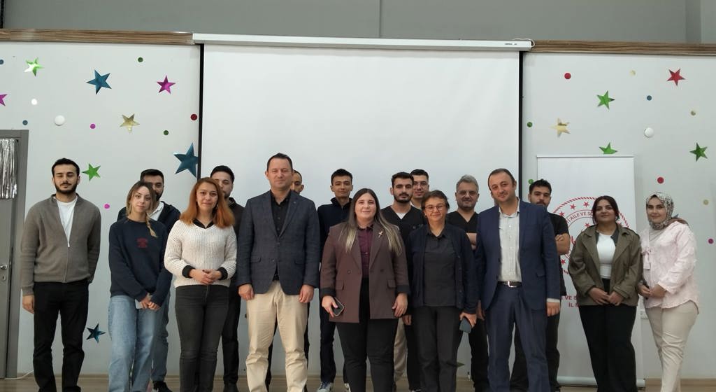 Bakım Personellerine Yönelik Eğitim Programı Gerçekleştirildi.