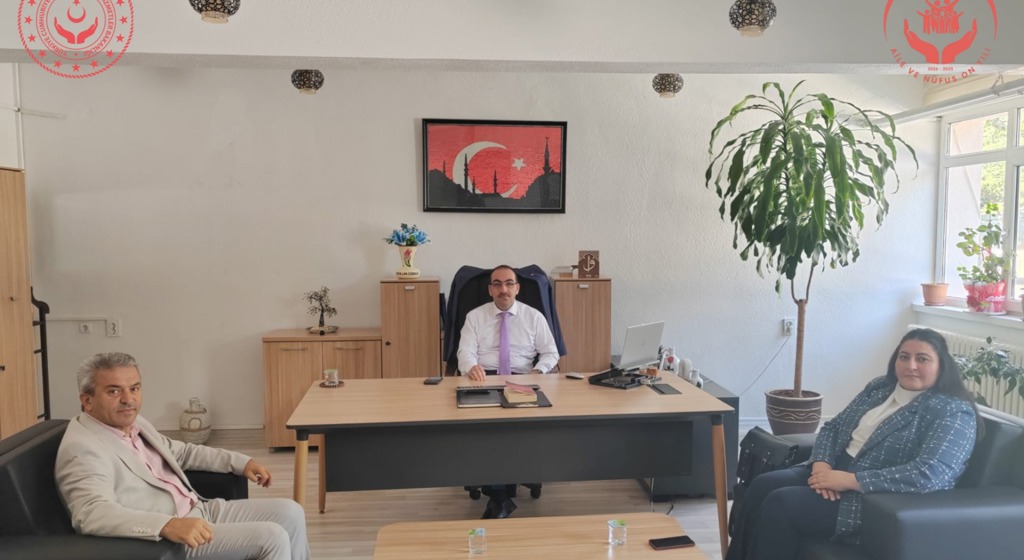 İl Müdürümüz Cüneyd ÖZDEMİR Gümüşkent Bakım, Rehabilitasyon ve Aile Danışma Merkezi Müdürlüğümüzü Ziyaret Etti