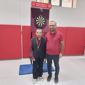 Engelli Aktif Yaşam Merkezi’nde Dart Turnuvası Düzenlendi - fotoğraf 2