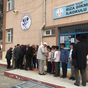 Yaşlılarımız Rıza Dikmen İlkokulunu Ziyaret Etti - fotoğraf 2