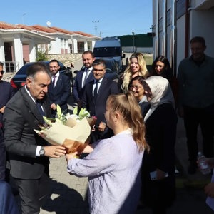 Valimiz Sayın Oktay Çağatay, Safranbolu Engelsiz Yaşam Bakım ve Rehabilitasyon Merkezini Ziyaret Etti - fotoğraf 3
