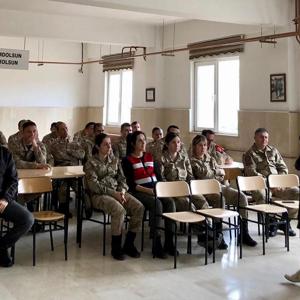 Merkez İlçe Jandarma Komutanlığı’nda “Finansal Planlama ve Aşırı Borçlanma ” Semineri Düzenlendi - fotoğraf 2