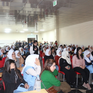 8 Mart Dünya Emekçi Kadınlar Günü nedeniyle düzenlenen etkinlikler kapsamında, emekçi kadınlarımız bir süreliğine makinalarının başından kalkıp üretimin bir parçası olmaktan uzaklaşarak moral ve motivasyon buldu - fotoğraf 9