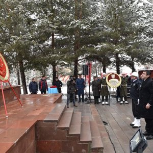 Erzurum'da şehitler dualarla anıldı - fotoğraf 3