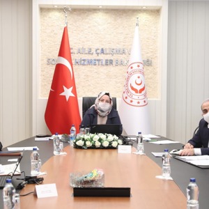 Bakan Selçuk, TÜRMOB ve TOBB Başkanlarıyla Video Konferansla "Kısa Çalışma Ödeneği"ni Görüştü - fotoğraf 3