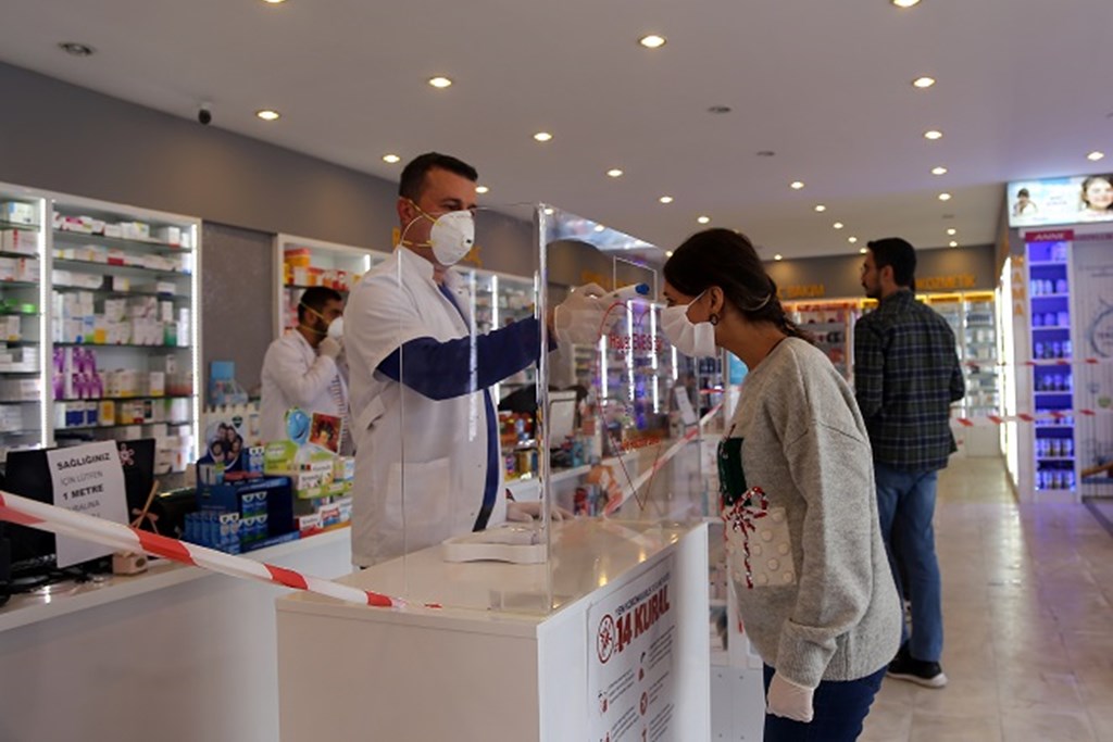 Bakan Selçuk: “Kronik Hastalarımızın 1 Ocak ve Sonrasında Sona Eren Sağlık Raporları Geçerli Olacak”