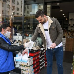 Maskesiz Çıkma, Sağlığını Riske Atma - fotoğraf 4