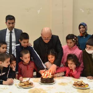 23  Nisan Ulusal Egemenlik Ve  Çocuk Bayramında  Çocuk Evlerinde Kalan çocuklarımızla Bayram Kutlaması  - fotoğraf 2