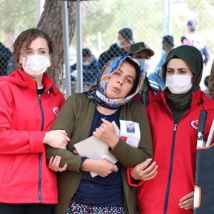 Şehit Piyade Uzman Onbaşı Bekir Gündeş Dualarla Ebediyete Uğurlandı - fotoğraf 1