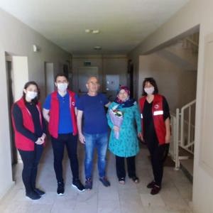 “Anneler Gününde” Şehitlerimizin Annelerini ve Eşlerini Ziyaret Ettik - fotoğraf 10