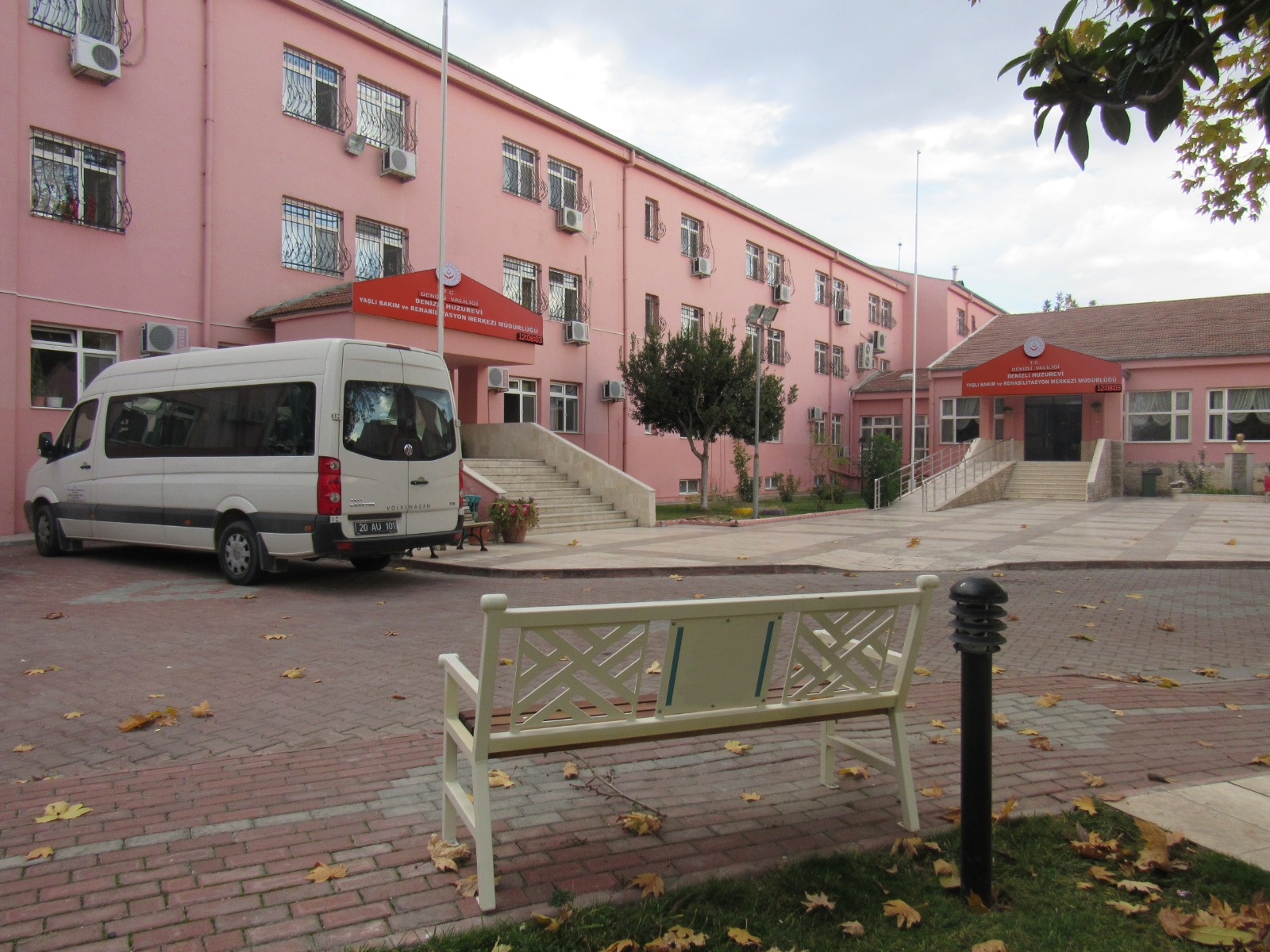 Yaşlıların Sağlığı İçin Çiçek ve Hediye Göndermeyin