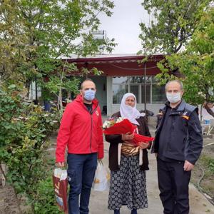 Bakan Selçuk, Şehit Annelerimizin ve Huzurevindeki Büyüklerimizin Anneler Gününü Kutladı - fotoğraf 1