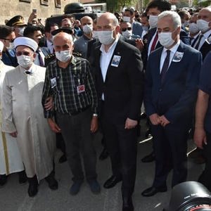 AZİZ ŞEHİDİMİZ SON YOLCULUĞUNA UĞURLANDI - fotoğraf 8