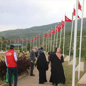Şehit Annelerinin Kabir Ziyaretleri - fotoğraf 2