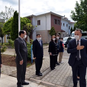Sosyal Mesafeli Bayramlaşma - fotoğraf 2