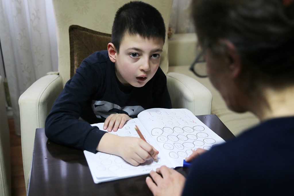 Bakanımız Sayın Zehra Zümrüt Selçuk: “Türkiye'nin İlk Aile Temelli Ulusal Erken Müdahale Programını Geliştiriyoruz”