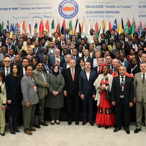 Cumhurbaşkanı Erdoğan ve Bakan Selçuk, Memur-Sen Hizmet Binasının Açılışına ve Konferansa Katıldı - fotoğraf 4