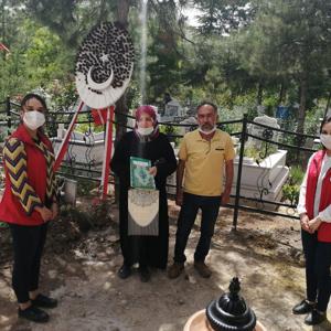 Ramazan Bayramında Şehit Yakınlarımızın Bayramlarını Kutladık - fotoğraf 9