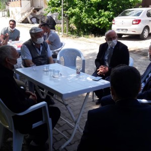 İl Müdürümüz Mahmut ÖZDEMİR, Şehit Piyade Uzman Çavuş Uğur BORA’nın Ailesine Taziye Ziyaretinde Bulundu - fotoğraf 2