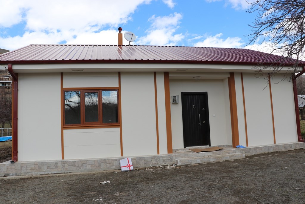 Bakan Selçuk: "İhtiyaç Sahibi Ailelerimizin "Ev Yapım" Yardımlarının Üst Sınırını 40 Bin Liraya Yükselttik”