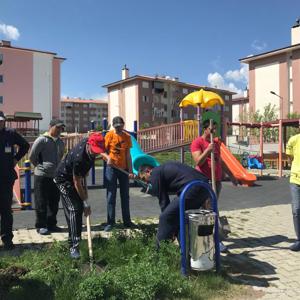 Ardahan Engelsiz Yaşam Bakım ve Rehabilitasyon Merkezi ve Aile Danışma Merkezinin Çevre Günü Etkinliği - fotoğraf 4