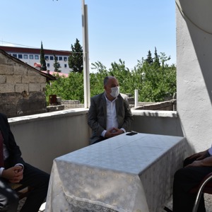 Vali Ömer Faruk Coşkun’dan Şehit Babalarına Anlamlı Ziyaret - fotoğraf 4