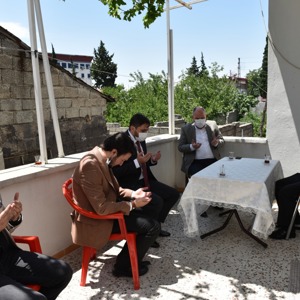 Vali Ömer Faruk Coşkun’dan Şehit Babalarına Anlamlı Ziyaret - fotoğraf 6