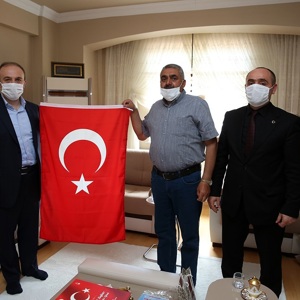 Şehit Ailelerimiz Babalar Gününde Ziyaret Edildi - fotoğraf 1
