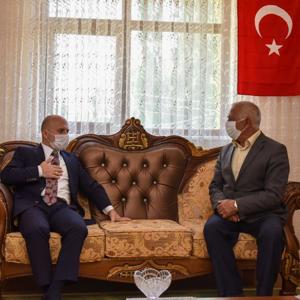 Sayın Valimiz Osman VAROL  ayağının tozuyla Şehit ailesini ziyaret etti - fotoğraf 3