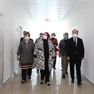 Bakanımız Sn. Zehra Zümrüt SELÇUK, Ataşehir'de incelemelerde bulundu. - fotoğraf 2