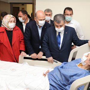 Bakanımız Selçuk, Sakarya'da Patlamanın Yaşandığı Bölgede İncelemelerde Bulundu - fotoğraf 6