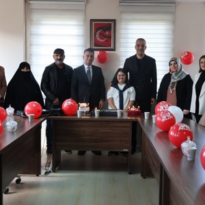 Tebessümüyle Günümüze Neşe, Enerjisiyle Çalışma Hayatımıza Renk Katan Elif’in Doğum Gününü Kutladık!  - fotoğraf 3