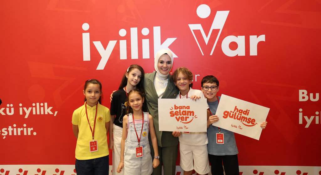 "İyilik Var"da bir ayda gönüllü sayısı 20 bine ulaştı