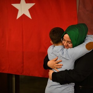 Koruyucu Aile Seferberliği, Türkiye Sınırlarını Aştı - fotoğraf 1