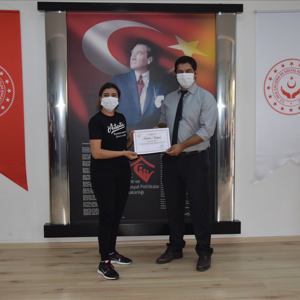 “15 Temmuz” konulu Şiir ve Resim Yarışmasında Dereceye Giren Katılımcılar Ödüllendirildi - fotoğraf 9