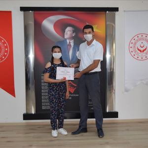“15 Temmuz” konulu Şiir ve Resim Yarışmasında Dereceye Giren Katılımcılar Ödüllendirildi - fotoğraf 10