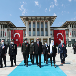 Cumhurbaşkanı Erdoğan, 15 Temmuz Şehitler Anıtı’nı ziyaret etti - fotoğraf 4
